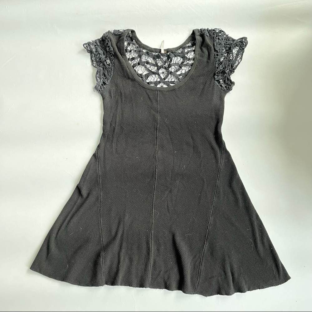 Black tunic dress Free People Lacey back Lacey sleeved M